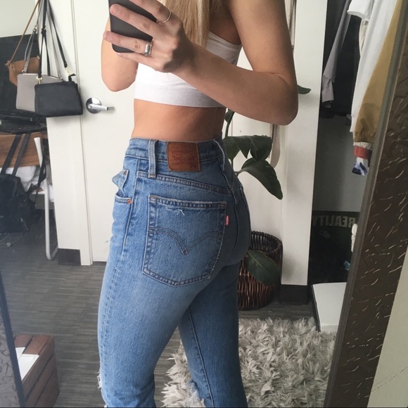 SOLD Levi’s 501 light wash ripped jeans - Picture 2 of 7